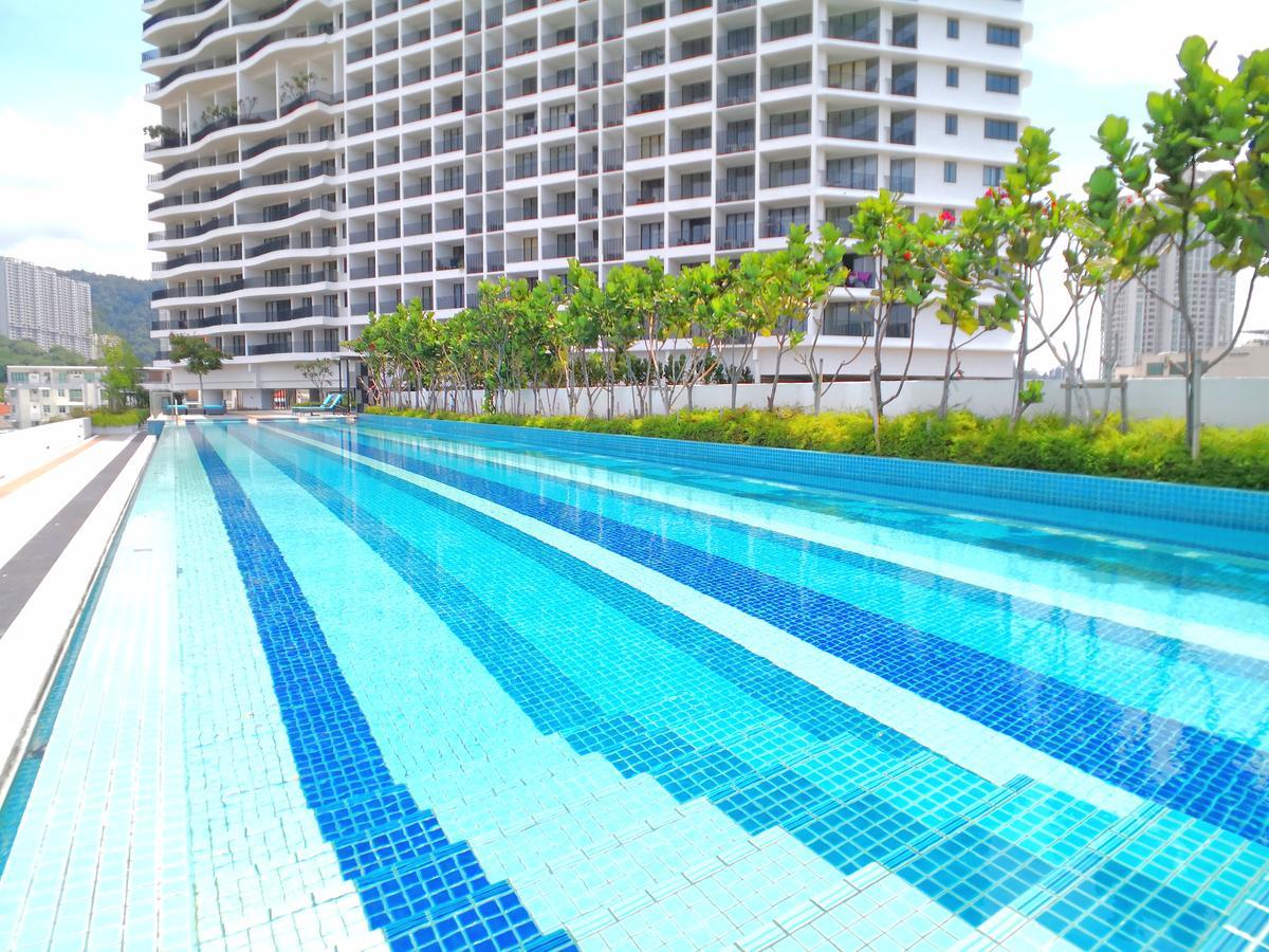 The Landmark Seaview Gurney George Town Exterior photo