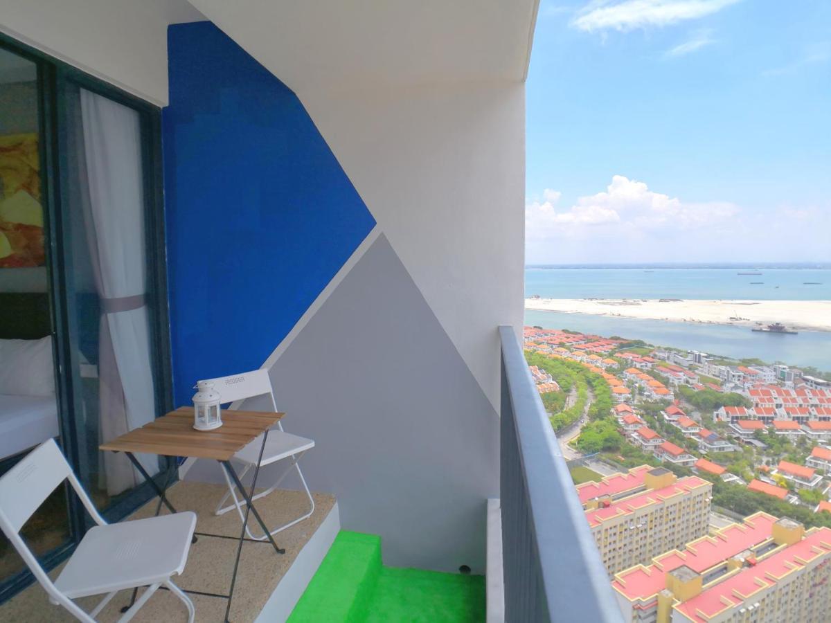 The Landmark Seaview Gurney George Town Exterior photo